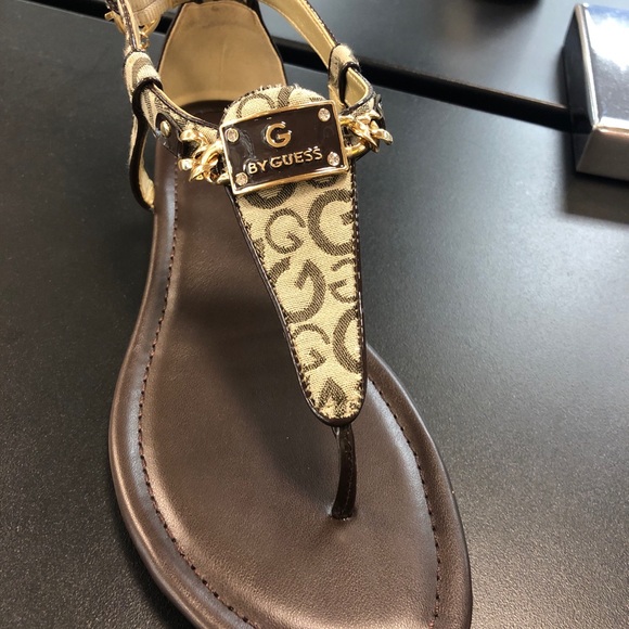 Meet your Posher, Laura - Picture 2 of 8